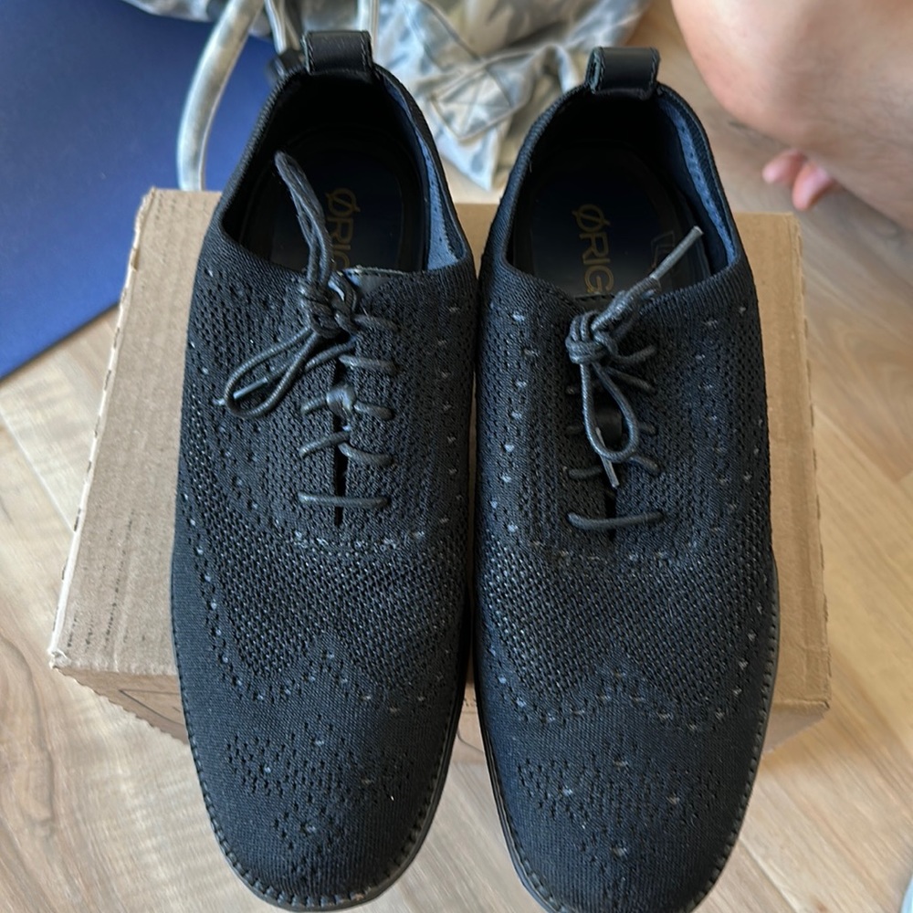 Cole haan original grand black fabric size 8.5